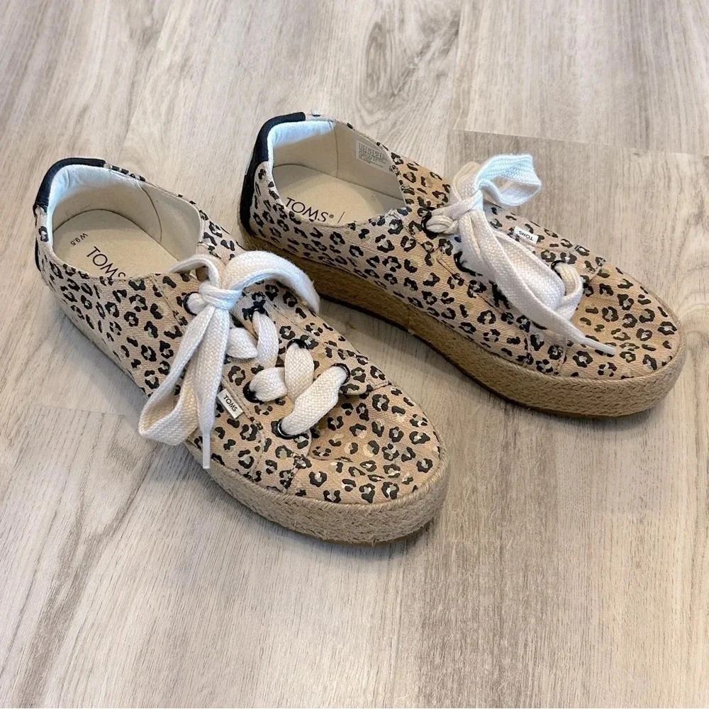 Women’s Toms Cheetah Cassiah Canvas Laceup Espadrilles Platform Sneakers 9.5